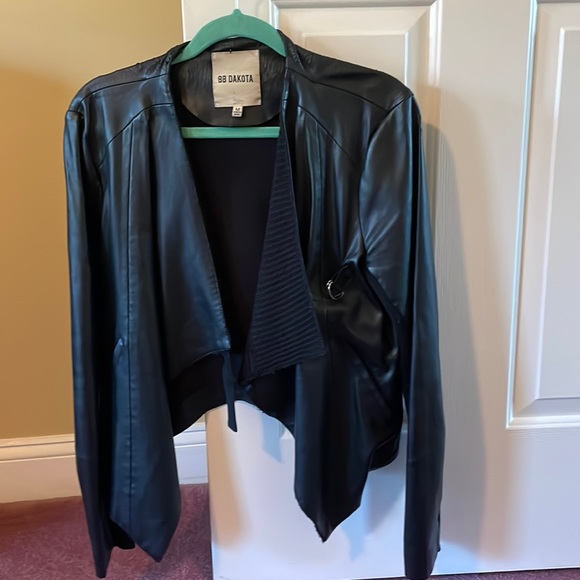 BB Dakota leather jacket - Picture 1 of 3